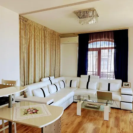 Byala Sea Panoramic View Apartment